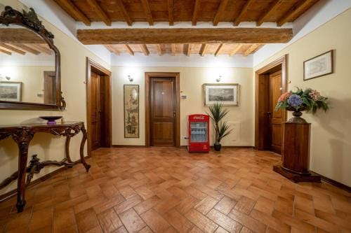 Casello A1, Modena sud - Villa Aurora Charming Rooms Hotel in Emilia-Romagna