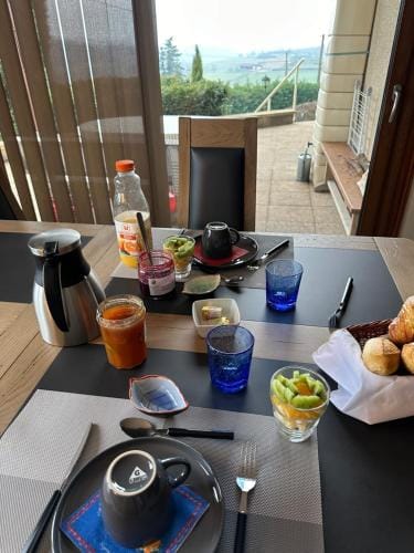 LES JARDINS DE CARIBOLE Hotel in Auvergne-Rhône-Alpes