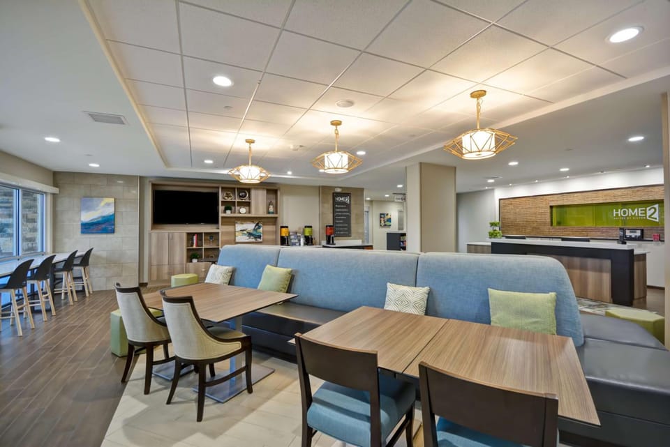 Home2 Suites by Hilton Maumee Toledo Hotel in Maumee