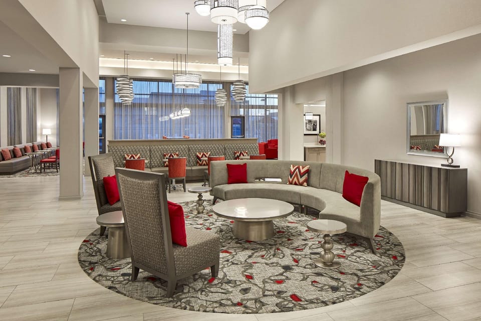 Hampton Inn Long Beach Airport Hotel in Lakewood
