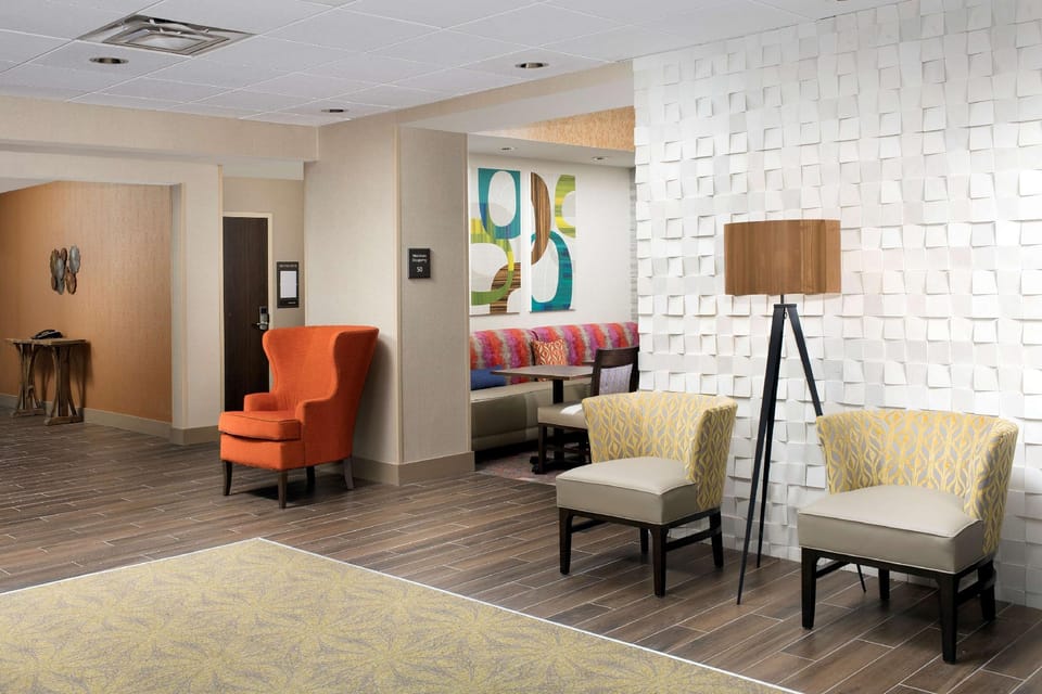 Hampton Inn & Suites by Hilton San Antonio Lackland AFB SeaWorld Hotel in San Antonio
