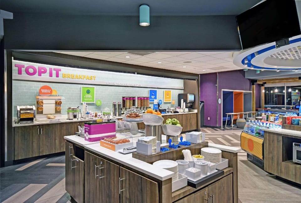 Tru by Hilton Portland Airport Area Hotel in South Portland