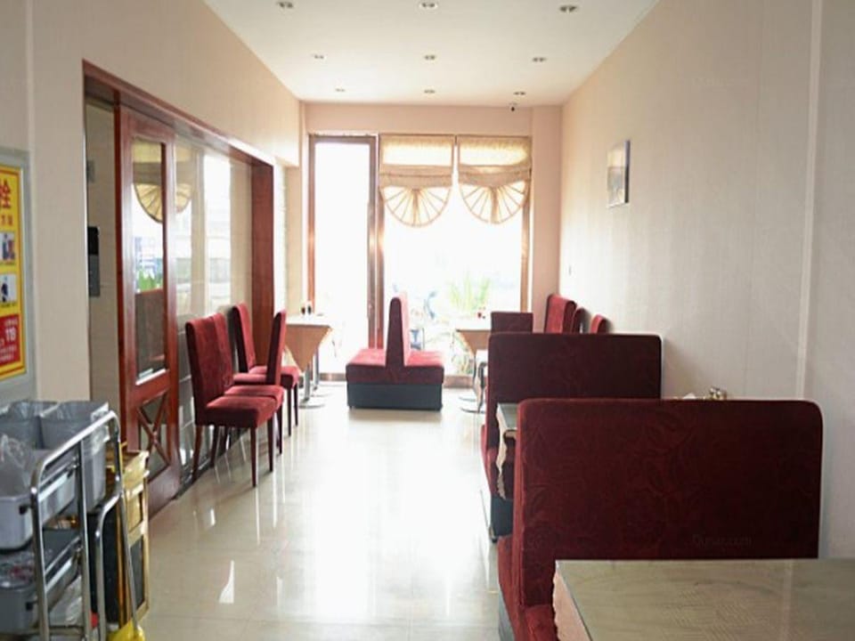 GreenTree Inn Zhejiang Ningbo Exhibition and Convention Center Bus East Station Express Hotel Hotel in Zhejiang