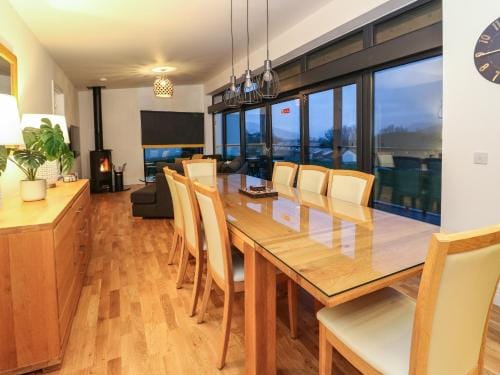 Lodge 2, Strathtay Village  Lodge in Scotland