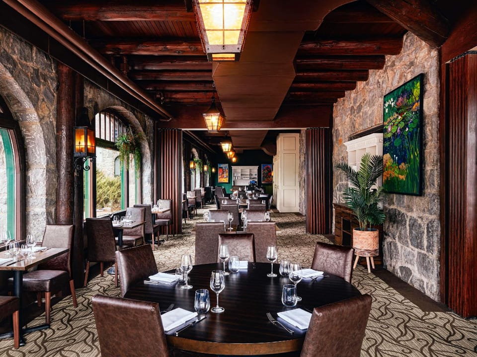 Fairmont Le Château Montebello Hotel in Quebec