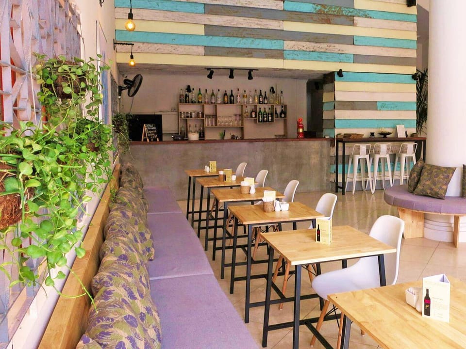 Bar/lounge