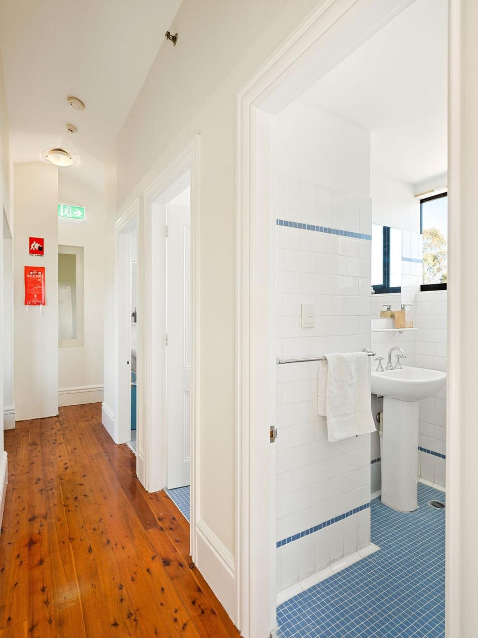 Lord Wolseley Hotel Hostel in Sydney