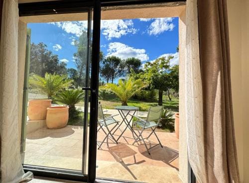 Villa La Source 83 - Room Close to St Tropez Hotel in Cogolin