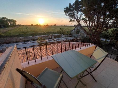 Le Mas Neuf 1752 Hotel in Arles