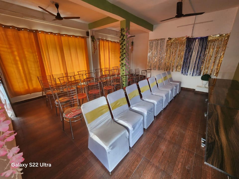 Hotel Omkaar and Restaurant Chinyalisaur  Hotel in Uttarakhand