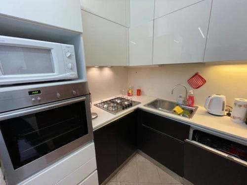Modern apartment "Le Palme" + private garage Hotel in Padua