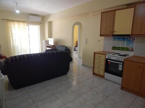 Angela's Apartment with beautiful balcony view Hotel in Euboea