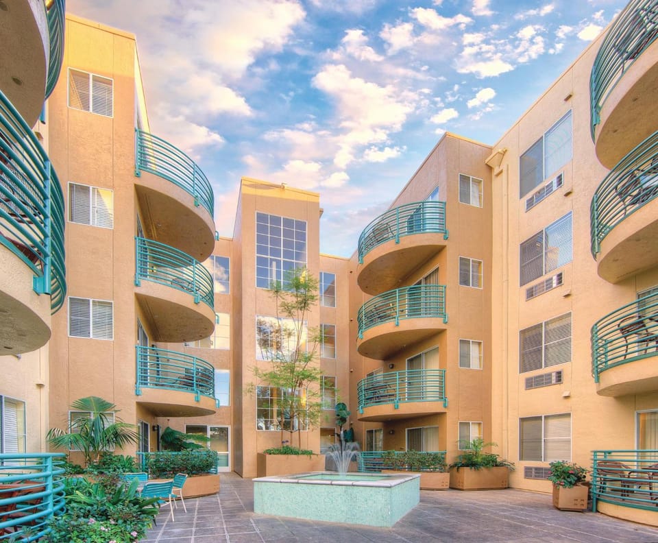 WorldMark San Diego - Mission Valley Hotel in San Diego
