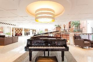 The Crown London, WorldHotels Distinctive Hotel in London