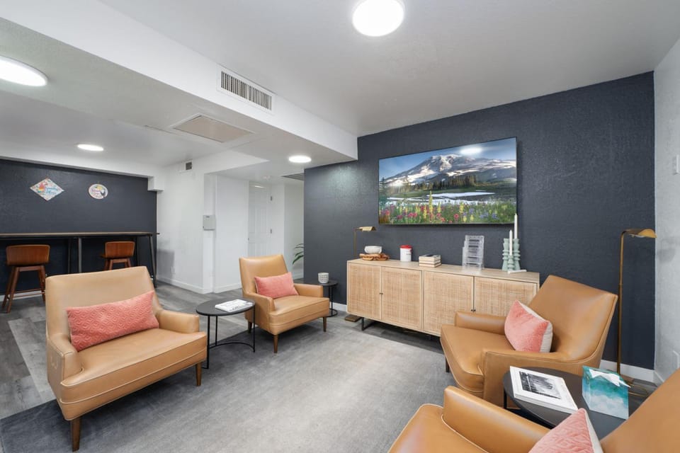 Varsity West Hotel in Washington