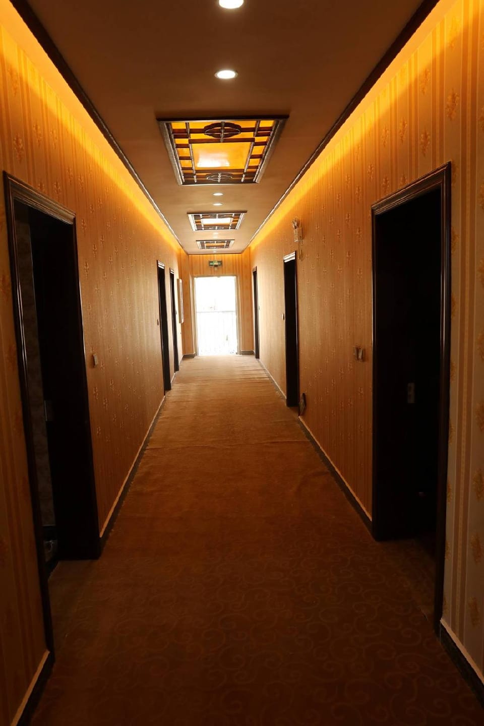 Jianchuan Huahui Hotel Hotel in China