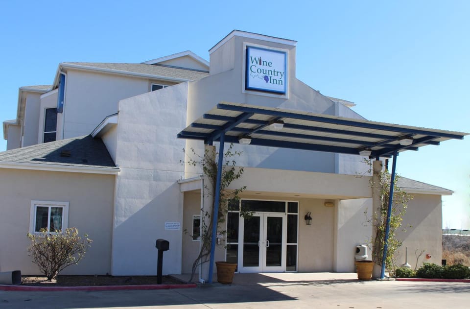Wine Country Inn Motel in Fredericksburg