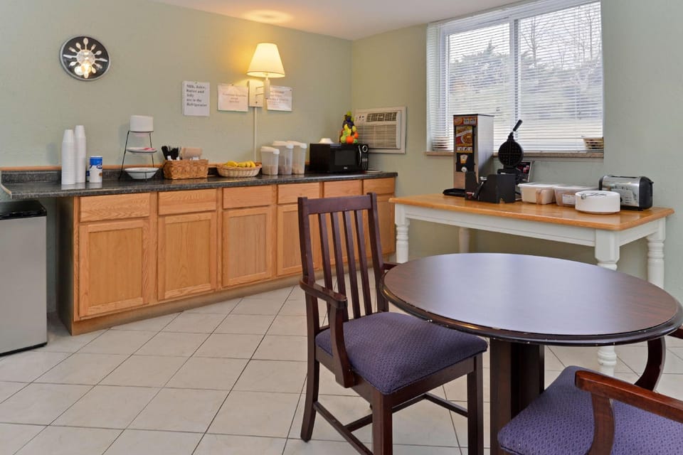 Americas Best Value Inn Jefferson City Motel in Jefferson City