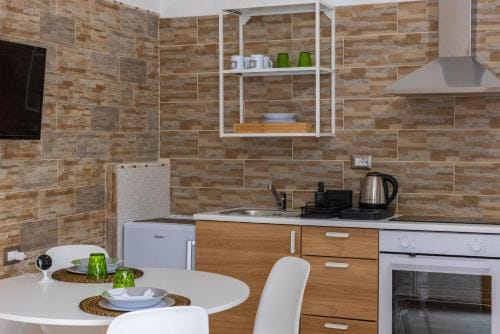 Lovely Rooms - Guest House Suites Hotel in Bari