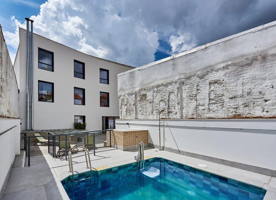 Hostelfly Madrid Airport Hostel in Madrid