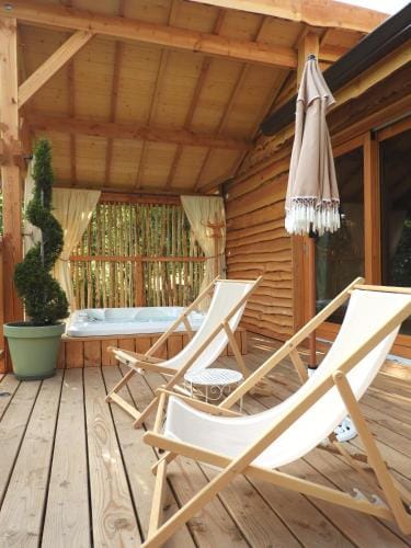 La Cabane du Domaine des Ecus d'Or Lodge in Bourgogne-Franche-Comté