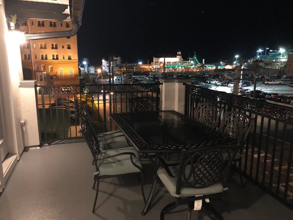 Ocean Manor 1100 Inn Inn in Ocean City