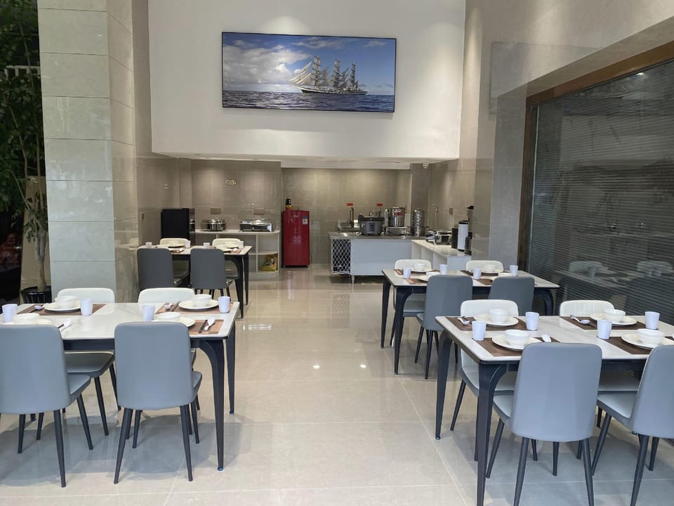 Zhai Rong Jingding Rong Business Hotel Hotel in Zhejiang