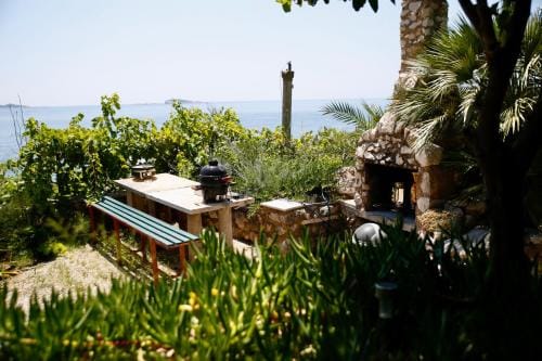 Old Stone House Hotel in Mlini