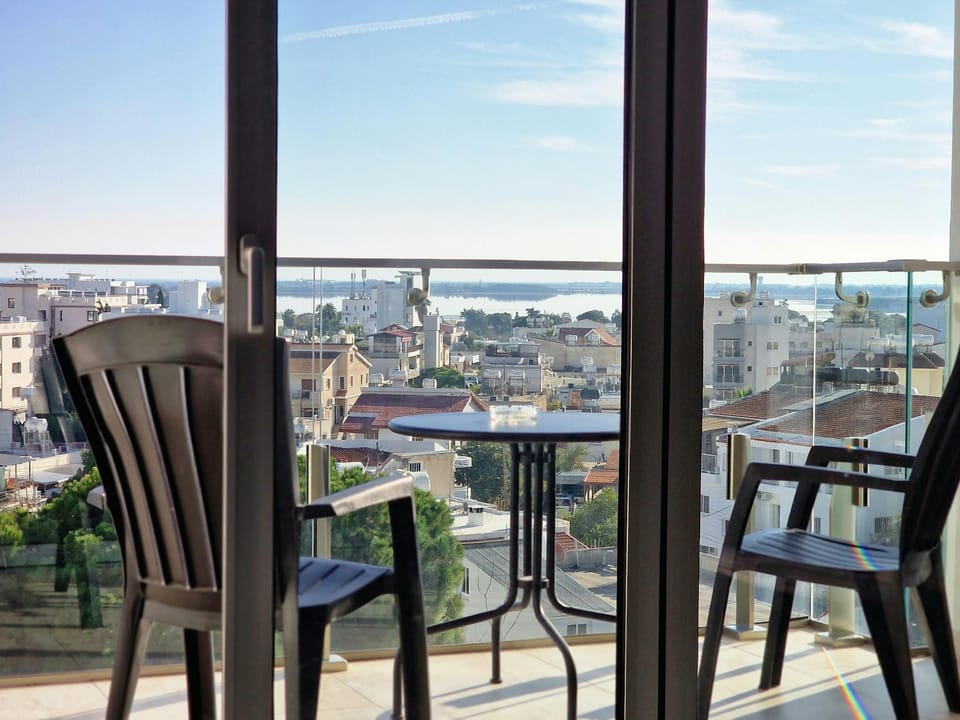 Sveltos Residence Suites Hotel in Larnaca