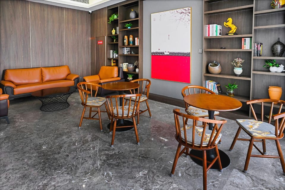 Liyi Hotel (Xuzhou Feng County Fengmingyuan) Hotel in Jiangsu
