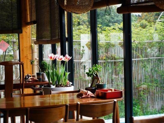Chuyue Homestay Hotel in China