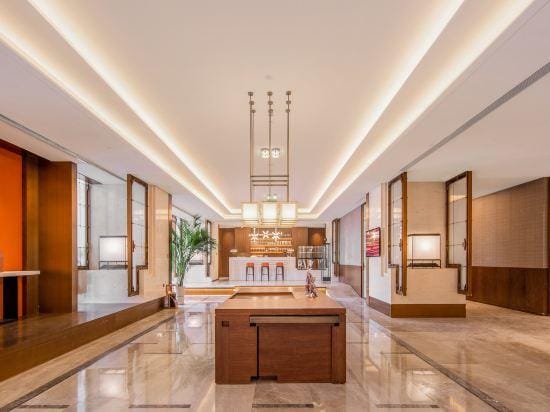 Grand New Century Hotel Suzhou Si County Hotel in Jiangsu
