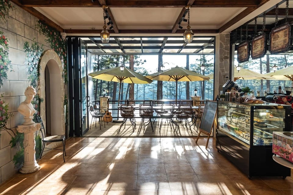 Coffee shop