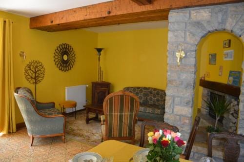 Moulin de la Cuse - Chambre La Cuse Hotel in Switzerland