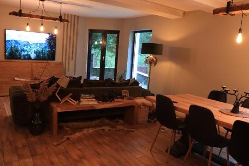 Wild Hunts Lodge Retezat Hotel in Serbia