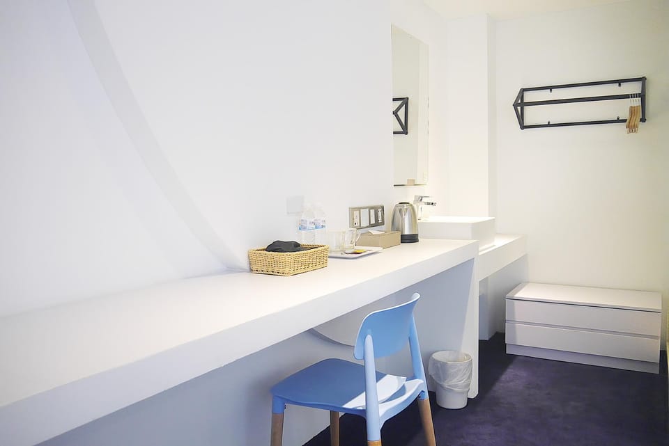 Amenity (Guest room)