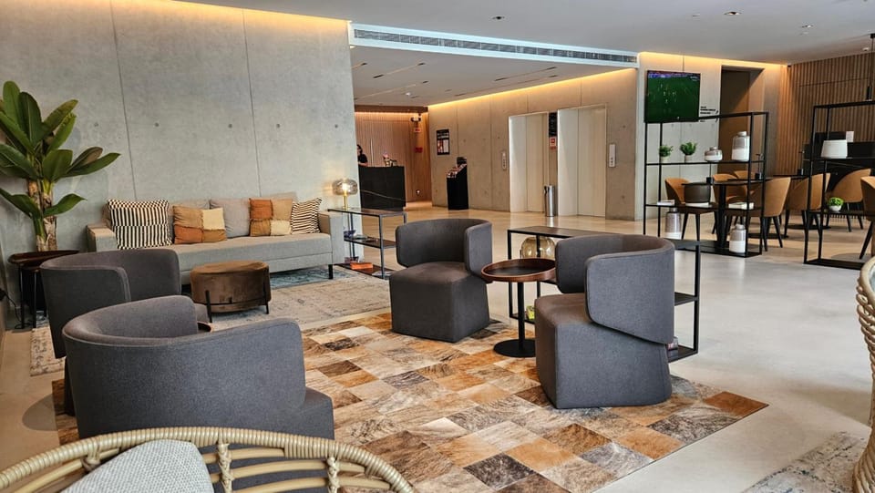 Bar/lounge