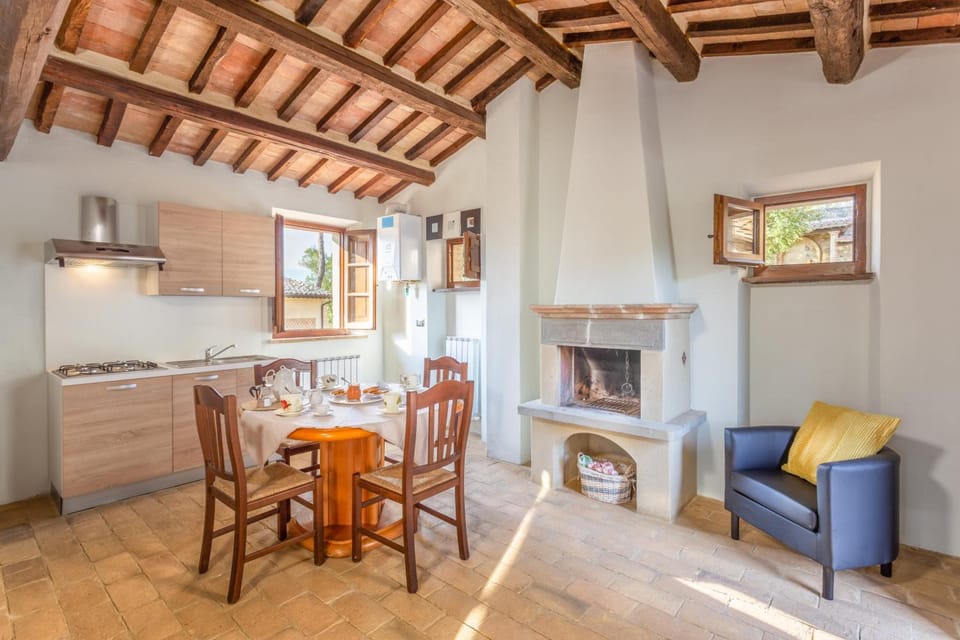 GH BORGO PULCIANO AGRITURISMO Hotel in Umbria