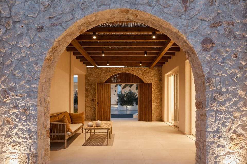 Apricus Hotel in Perissa
