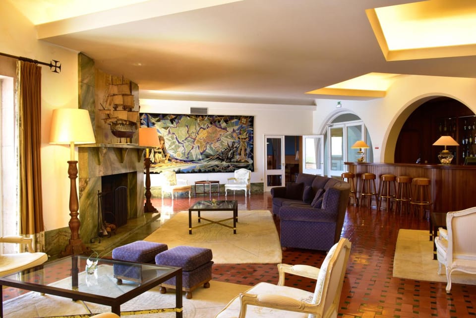 Bar/lounge