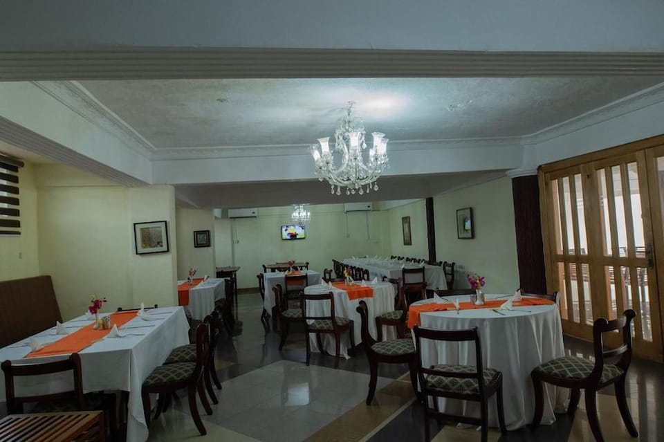 Crystal Rose Ambassador Hotel Hotel in Kumasi