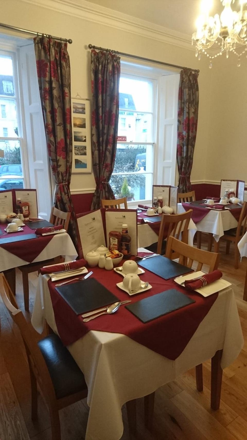 Lawnswood Guest House Hotel in Torquay