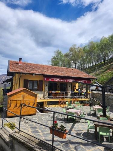 Casa Iris Hotel in Omegna