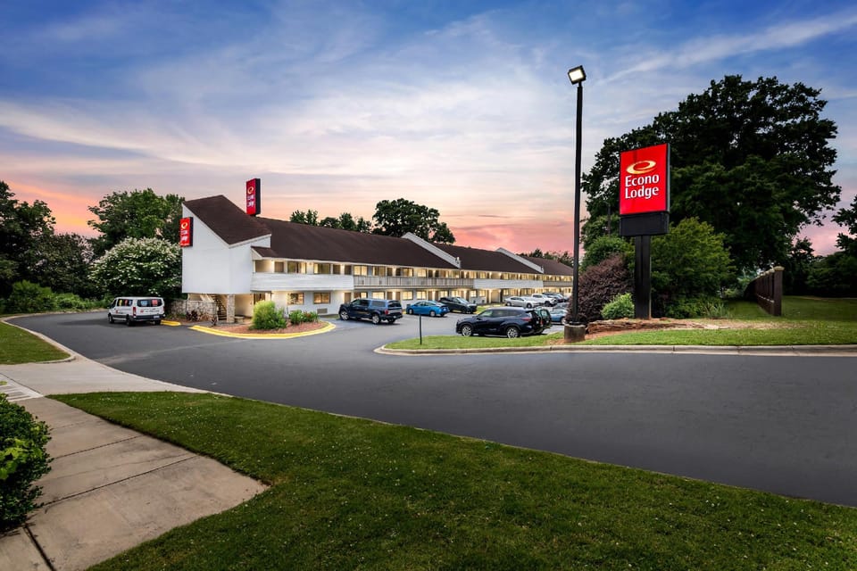 Econo Lodge Charlotte Airport Hotel in Charlotte