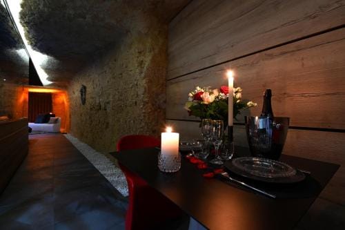 OMIRA - Nuits d'exception & spa Hotel in Tours