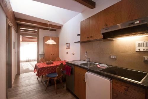 Ferienwohnungen St Hippolyt mit Hallenbad Hotel in Algund