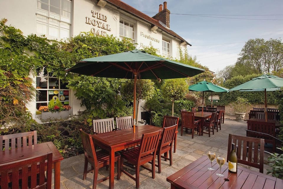 The Royal Oak Inn Inn in Chichester District