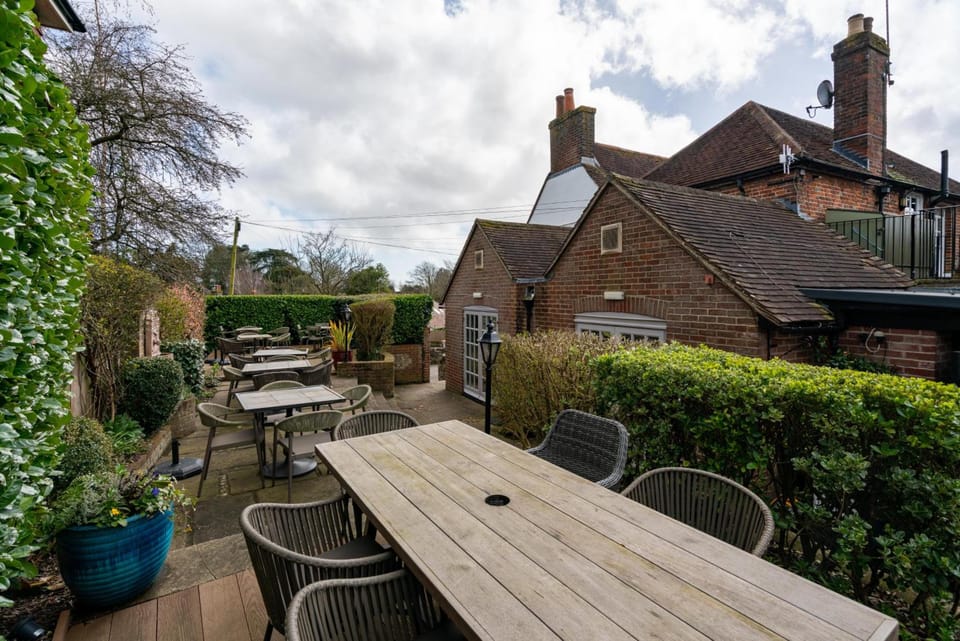 The Royal Oak Inn Inn in Chichester District