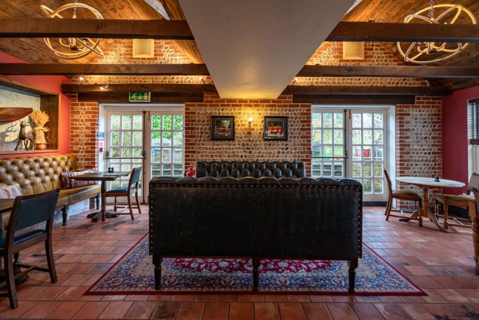 The Royal Oak Inn Inn in Chichester District