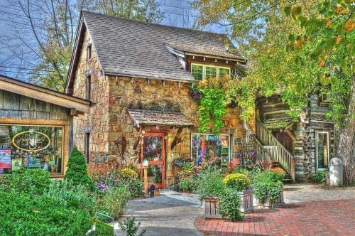 Girlfriend Getaway Suite Hotel in Indiana
